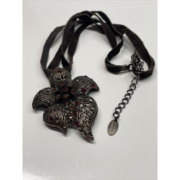 Seasonal Whispers Necklace Brown Suede Ribbon Starburst Flower Rhinestones AL2.3 - Picture 5 of 16